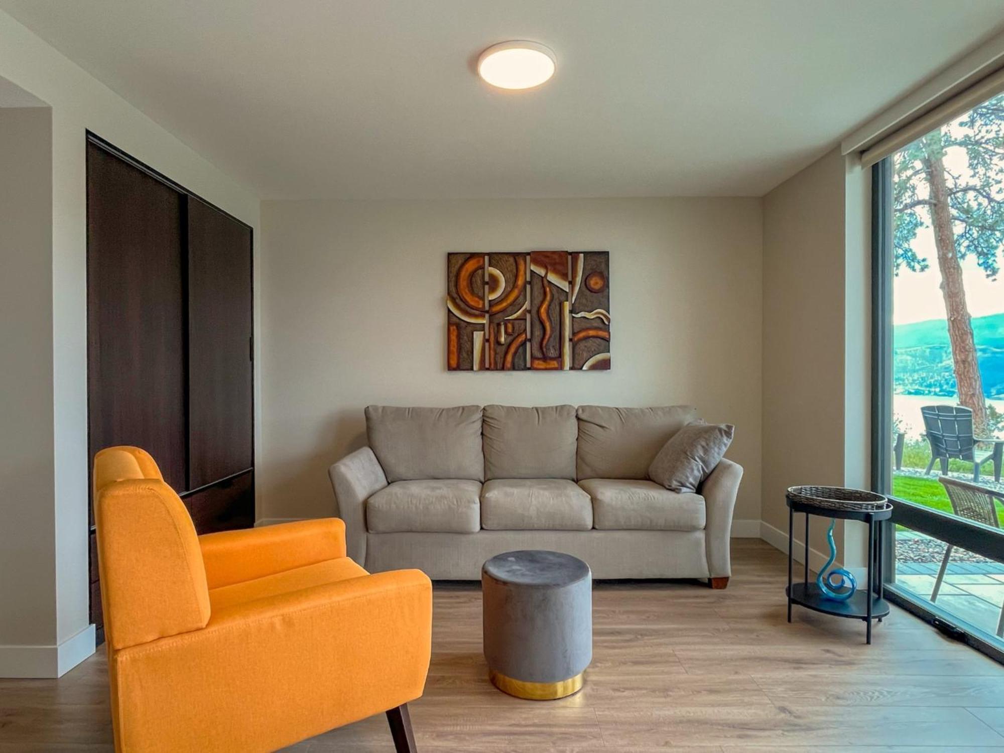 Kelowfornia Lakeview Retreat Келоуна Экстерьер фото